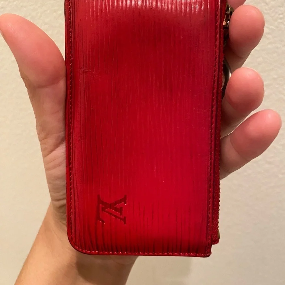 LOUIS VUITTON RED EPI KEY CLES KEY CHAIN​​​​​​​